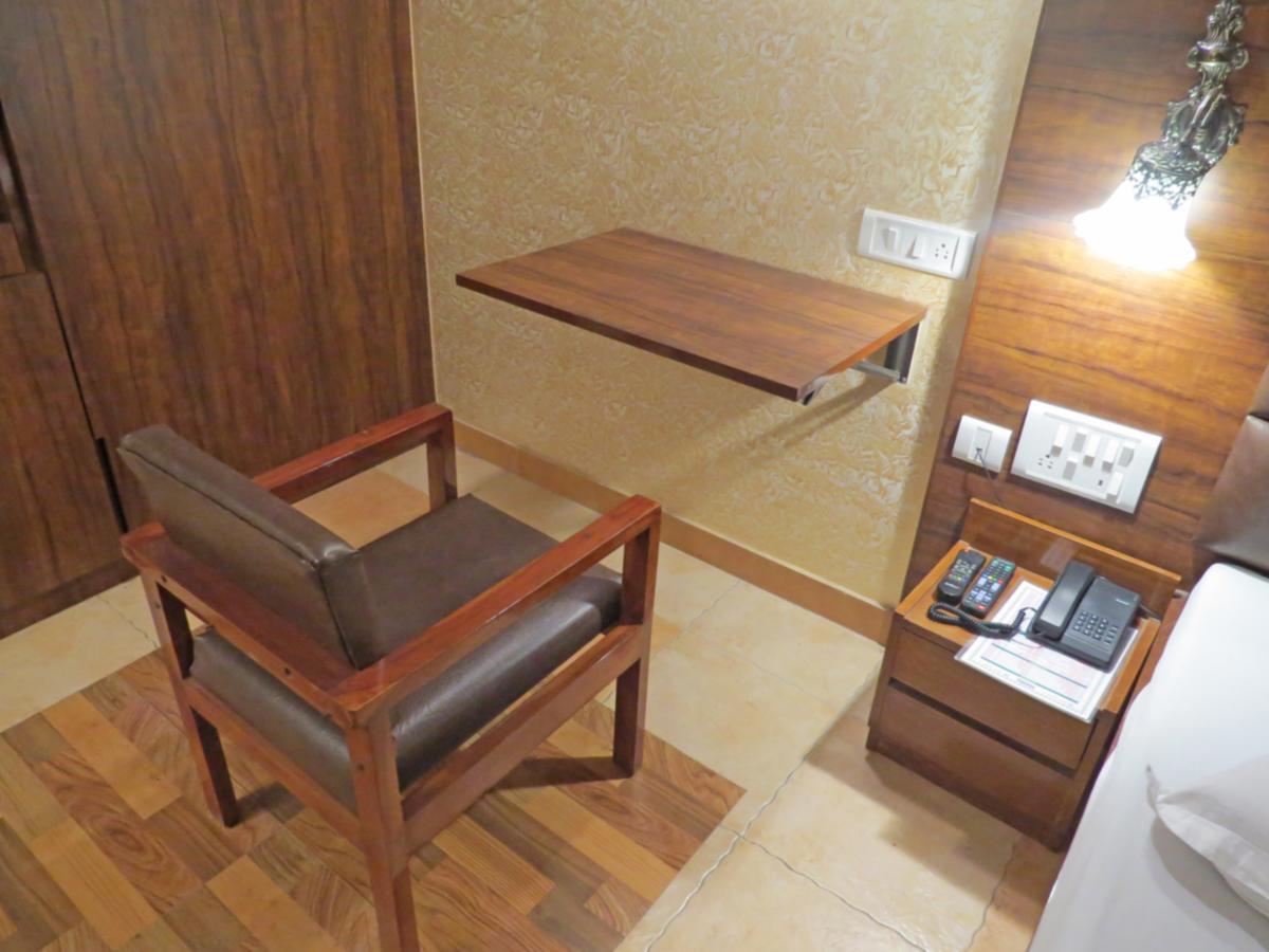 Hotel Rangoli Джапур Экстерьер фото